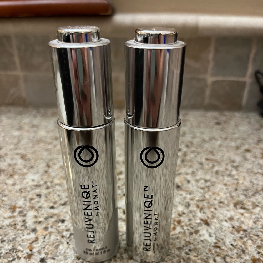 MONAT Rejuveniqe Bundle